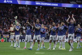 Bán kết Champions League điên cuồng với 11 bàn thắng, vé chung kết treo lơ lửng