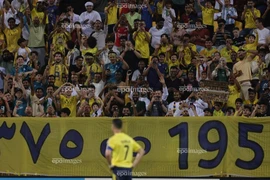 Al Nassr gục ngã, Ronaldo choáng váng