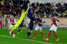 Arsenal thách thức PSG - ‘trùm cuối’ châu Âu