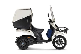 Chiếc xe giao hàng ba bánh vô cùng dễ thương với giá gần 160 triệu đồng