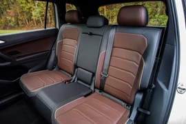 Loạt xe SUV có hàng ghế thứ ba rộng rãi phù hợp với gia đình