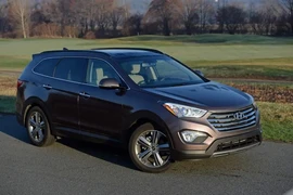 3 mẫu xe Hyundai Santa Fe đã qua sử dụng giá dưới 360 triệu đồng