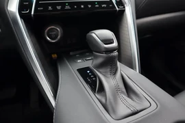 Chiêm ngưỡng 7 chiếc xe đã qua sử dụng rẻ nhất có tùy chọn chế độ số tay