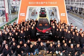 Ra mắt xe điện với phạm vi di chuyển hơn 1.000 km