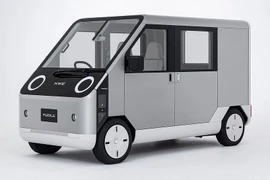 Khám phá chiếc xe điện chạy bằng năng lượng mặt trời của Nhật Bản