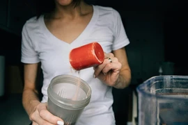 Thực phẩm bổ sung protein có tác dụng gì với sức khỏe cơ bắp nam giới?