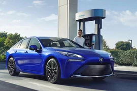 BMW và Toyota mở rộng quan hệ đối tác để cứu xe chạy bằng hydro