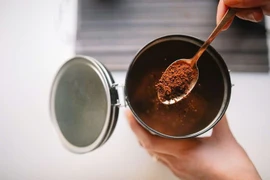 Uống cà phê hòa tan mỗi ngày: Tốt hay Xấu? Sự thật ít người biết