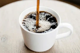 Uống cà phê giảm nguy cơ mất trí ở người tăng huyết áp