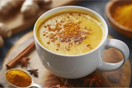 Thưởng thức cà phê nghệ để giảm cân và nhiều lợi ích khác