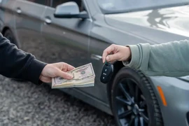 10 thói quen vô tình làm giảm giá trị bán lại của xe ô tô 