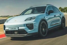 Porsche vừa cán mốc 1 triệu chiếc bằng chiếc SUV nhỏ gọn Macan