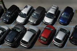 5 lỗi đỗ xe phổ biến tài xế cần tránh để không mất tiền oan
