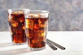 Đường bổ sung gây hại cholesterol, rủi ro đột quỵ và bệnh tim cao gấp ba lần