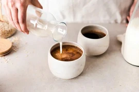Uống cà phê kiểu này, bạn đang nạp chất độc chứ không phải năng lượng