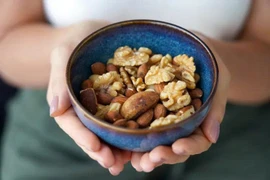 Muốn hạ huyết áp hãy bổ sung ngay 4 loại hạt này