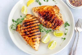8 thực phẩm giàu protein tốt nhất cho sức khỏe và cơ bắp
