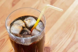 Đừng lầm tưởng nước ngọt ăn kiêng là vô hại với lá gan của bạn