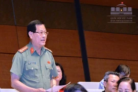 Phải mạnh tay đưa ra khỏi bộ máy cán bộ mất đạo đức