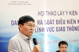 Bỏ ra 130 tỉ đồng mua ô tô nhưng... đắp chiếu
