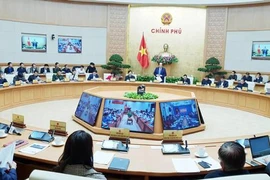 Dân không cần tới cơ quan nhà nước vẫn xong việc