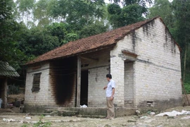 Ghen tuông, người chồng sát hại vợ và con trai 4 tuổi