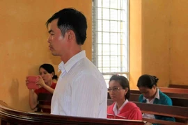 Lời khai của bác sĩ tra tấn vợ dã man bằng dây xích và dao suốt 6 giờ