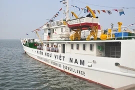  Trang bị vũ khí cho lực lượng kiểm ngư, tàu kiểm ngư