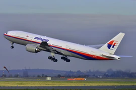 Tiếp viên Malaysia Airlines bị tố sàm sỡ hành khách nữ 