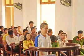 Đạp trúng chỗ hiểm, bạn nhậu tử vong