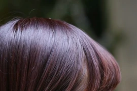 Đeo tai nghe khi chạy xe có bị phạt?