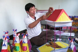Đốt vàng mã: Chỉ có thể hạn chế, khó cấm