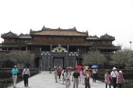 Giá vé tham quan di tích lịch sử Huế tăng cao