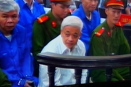 Bầu Kiên không khỏe