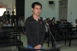 Cháu bắn cậu ‘tơi tả’ bằng súng hoa cải để… đòi tiền 
