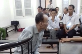 Cuồng ghen, xách dao truy sát người tình của vợ