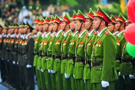Vi phạm nghiêm trọng kỷ luật ngành có thể bị giáng nhiều cấp bậc hàm