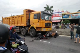 Tai nạn thương tâm chiều cuối năm, hai mẹ con bị nạn