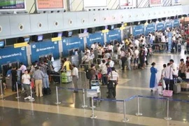 Từ 1-8, xuất nhập cảnh mang vượt mức quy định 5 triệu đồng không khai báo sẽ bị phạt 