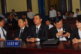 Buộc luật sư tố giác là tước đi quyền được bào chữa