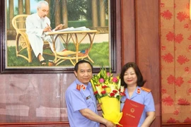 Nhân sự mới