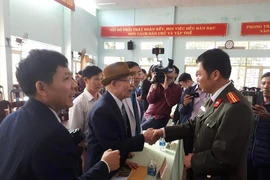 Cựu cán bộ Công an làm sai xin lỗi người bị oan