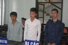 Anh bị cắt hợp đồng, em kéo người đi hỏi tội chủ thầu