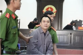 Chính thức huỷ 2 bản án vụ lùi xe trên cao tốc
