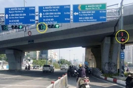 Đèn tín hiệu như vậy làm sao sang đường