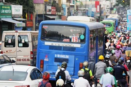 Lưu ý: Từ 1-5 vé xe buýt TP.HCM bắt đầu tăng giá