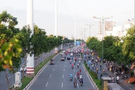 Hạn chế đi đường Phạm Văn Đồng trong 3 ngày