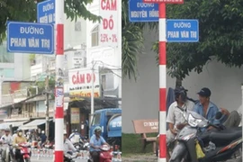 Cấm ô tô lưu thông trên đường Chu Văn An