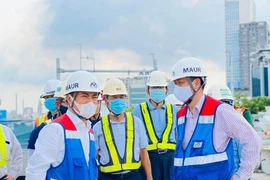 Sẽ sớm lắp đặt ray trên cao tuyến metro số 1