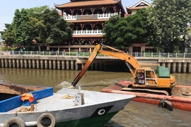 Nạo vét đoạn cuối cùng kênh Nhiêu Lộc - Thị Nghè
